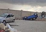Tromba d’aria devasta il versante sud di Marsala: auto ribaltate e danni alla scuola di Terrenove, un ferito