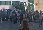 Continua il disagio per i treni soppressi sulla Trapani-Palermo e bus insufficienti: pendolari esasperati 