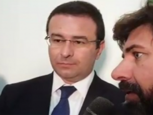 intervista-al-sottosegretario-agli-interni-stefano-candiani-in-visita-al-comparto-pesca-di-mazara