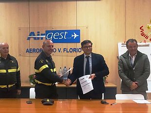 trapani/si-rafforza-lintesa-tra-aeroporto-di-trapani-e-vigili-del-fuoco-previsti-3-milioni-di-euro-di-investimenti