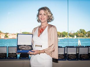 lartista-orafa-di-sciacca-laura-di-giovanna-al-convegno-il-valore-della-figura-femminile-nellalto-artigianato