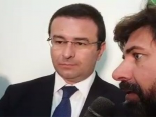 intervista-al-sottosegretario-agli-interni-stefano-candiani-in-visita-al-comparto-pesca-di-mazara