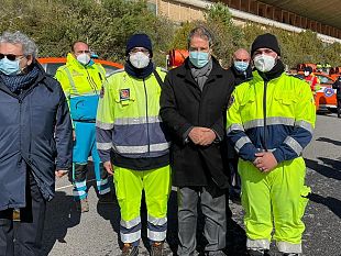 la-protezione-civile-della-regione-siciliana-assegna-al-noe-di-peppe-rapallo-un-nuovo-mezzo-anti-incendio