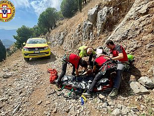 soccorso-biker-sessantenne-infortunato-a-montagna-longa