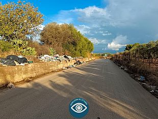 un-lettore-segnala-una-discarica-a-cielo-aperto-tra-partanna-e-castelvetrano