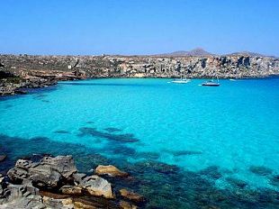 favignana-aperta-per-tutti-i-fine-settimana-di-luglio-e-agosto-la-chiesa-di-sant-antonino