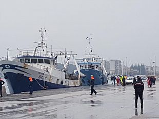 mazara-note-politiche-e-sindacali-su-arrivo-pescatori-liberati