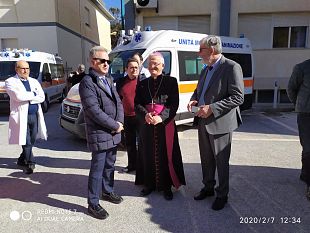 asp-trapani-benedette-dal-vescovo-le-nuove-ambulanze