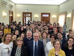 cciaa-di-trapani-assegnati-5-mila-euro-agli-studenti-degli-istituti-scolastici-di-secondo-grado-del-trapanese