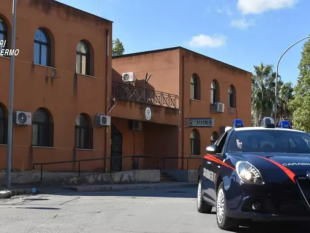 bimba-di-2-anni-annega-in-piscina-a-palermo-indagini-dei-carabinieri