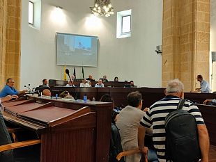 mazara-consiglio-comunale-nuovo-regolamento-sui-quartieri-e-13-debiti-approvati