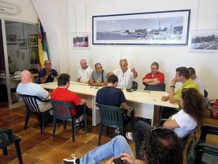 i-diversamente-abili-dell-oasi-di-torretta-granitola-onlus-studiano-le-tecniche-di-pesca-a-bolentino