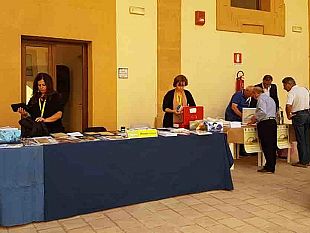 mazara-da-oggi-al-collegio-dei-gesuiti-la-2-esposizione-filatelica-tematica