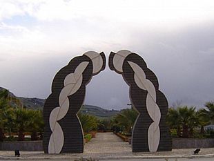 gibellina-al-gruppo-cantine-ermes-tenute-orestiadi-lincarico-di-gestione-orto-botanico