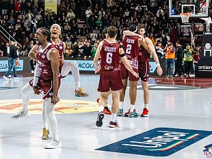 trapani/reggio-emilia-trapani-shark-i-granata-volano-in-semifinale
