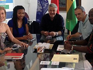 blue-sea-land-2015-non-solo-food-anche-fashion-design-con-la-partnership-del-ghana-lo-stilista-ghanese-stephen-martey-in-visita-al-distretto