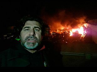 video-grosso-incendio-in-centro-rottamazione-auto-sulla-ss115-fra-mazara-e-strasatti