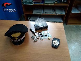 spacciava-mentre-era-agli-arresti-domiciliari-arrestato-dai-carabinieri-di-trapani