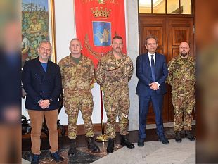 visita-del-colonnello-genchi-al-comune-di-marsala
