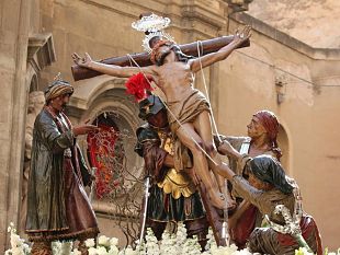 tutto-pronto-per-la-settimana-santa-la-processione-dei-misteri-si-fara