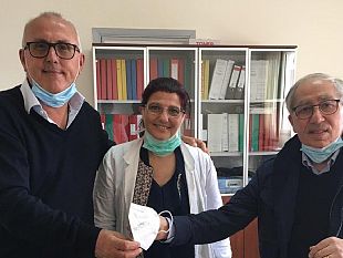 il-rotary-castelvetrano-valle-del-belice-consegna-le-mascherine-ai-medici-di-base-e-specialisti