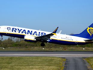 ritardo-e-calore-insopportabile-panico-e-malori-a-bordo-di-un-volo-ryanair-tra-trapani-e-roma