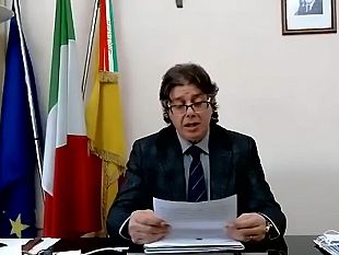 video-gli-auguri-del-sindaco-di-campobello-giuseppe-castiglione