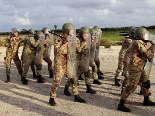 trapani-i-bersaglieri-del-6-reggimento-si-addestrano-per-l-operazione-strade-sicure