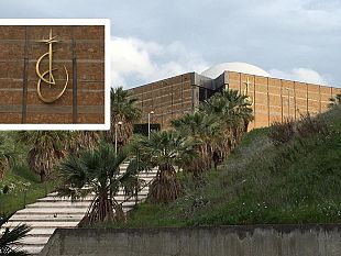 gibellina-il-nuovo-crocifisso-adorna-la-chiesa-madre