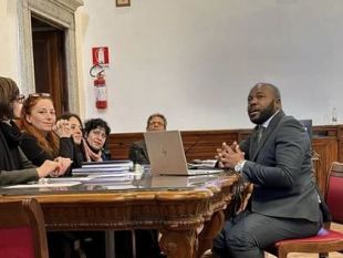 la-forza-del-sorriso-contro-lodio-la-lezione-di-albert-kabongo-a-marsala