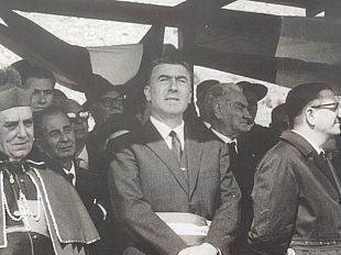 castellammare-intitolazione-della-piazzetta-di-viale-zangara-allavvocato-giuseppe-munna-fu-sindaco-negli-anni-60