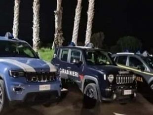controlli-straordinari-della-polizia-di-stato-a-salemi