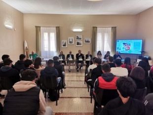 giornata-mondiale-dellacqua-konsumer-sicilia-premia-gli-studenti-dellalberghiero-di-erice