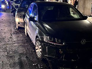 incidente-in-via-mazzini-un-ferito-e-sei-auto-distrutte