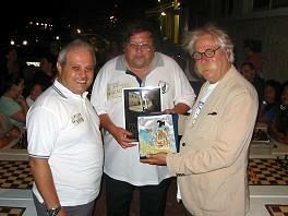 scacchi-grande-partecipazione-di-pubblico-alla-simultanea-del-russo-igor-naumkin