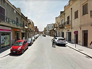 mazara-c-so-vittorio-veneto-anomalie-e-furbate-nella-sosta-regolamentata-disagi-per-i-cittadini