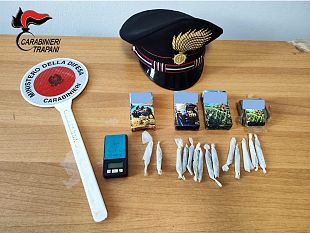 partanna-getta-400-gr-di-hashish-dalla-finestra-durante-una-perquisizione-dei-carabinieri-arrestato