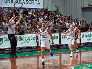 basket-femminile-la-sicily-by-car-parte-con-il-piede-giusto-in-serie-a2-vittoria-allesordio