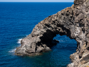 pantelleria-e-tra-le-6-spiagge-naturali-piu-belle-ditalia-per-il-the-guardian