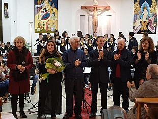 il-coro-e-lorchestra-della-pappalardo-in-una-grandiosa-esibizione-a-santa-lucia