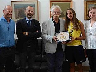 mazara-incontro-ieri-con-la-pallavolista-morgana-giubilato