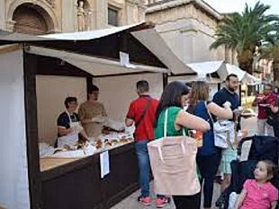 non-ci-sara-la-fiera-di-san-giovanni-per-i-castelvetranesi-da-panem-et-circenses-a-pani-cu-li-papuli