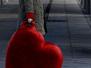 il-nostro-cuore-un-deposito-bagagli