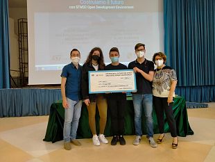 ipremio-per-il-liceo-scientifico-cipolla-al-concorso