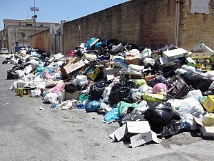rifiuti-cristaldi-sindaco-di-mazara-del-vallo-per-risolvere-l-emergenza-bisogna-intanto-spostare-i-rifiuti-fuori-dalla-sicilia