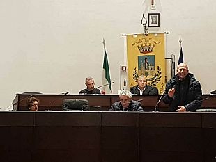 video-consiglio-comunale-intervento-dell-assessore-billardello-su-pef-della-tassa-sui-rifiuti-2018