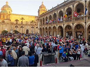 festa-di-colori-e-di-culture-alla-parata-inaugurale-delleuropiade