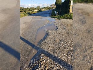 misiliscemi-abitazioni-senza-acqua-e-perdite-lungo-le-strade