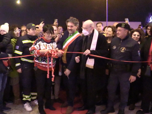 petrosino-accensione-dellalbero-e-inaugurazione-del-villaggio-di-natale