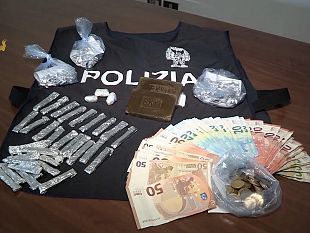 trapani-dai-domiciliari-continuava-a-spacciare-droga-arrestato-dalla-polizia-grazie-allapp-youpol